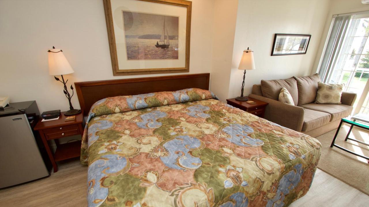 Baileys Harbor Yacht Club Resort Экстерьер фото