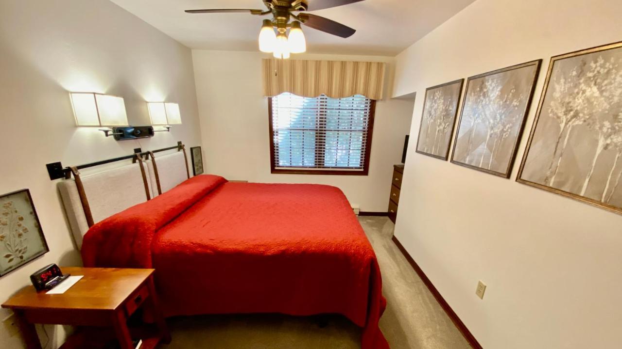 Baileys Harbor Yacht Club Resort Экстерьер фото