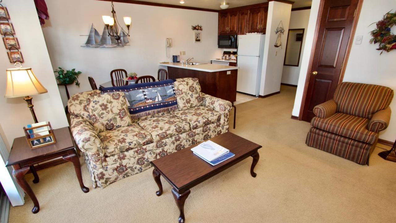 Baileys Harbor Yacht Club Resort Экстерьер фото