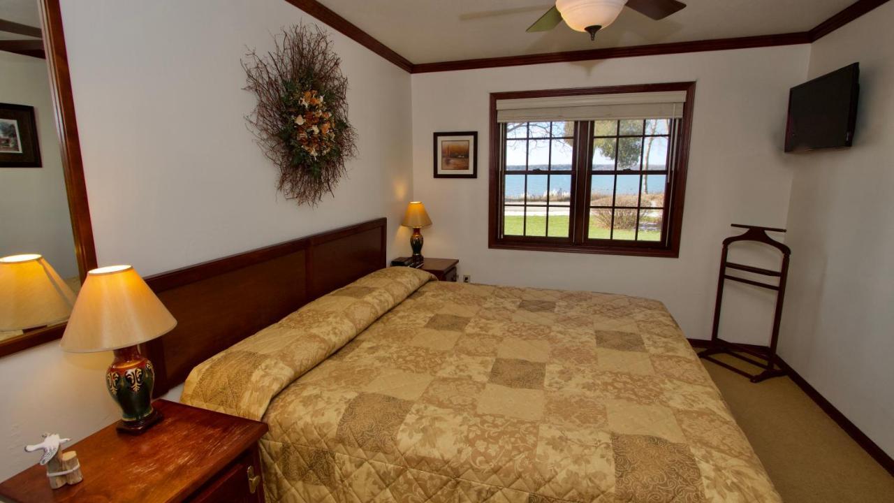 Baileys Harbor Yacht Club Resort Экстерьер фото