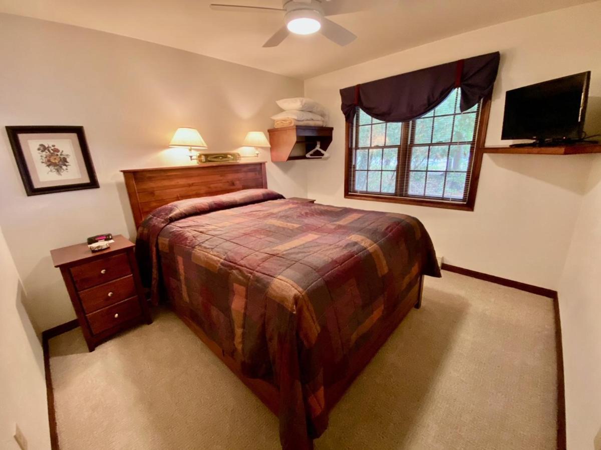 Baileys Harbor Yacht Club Resort Экстерьер фото
